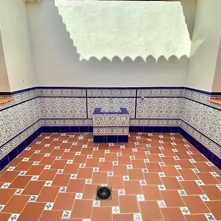Atico Luminoso Y Coqueto Granada